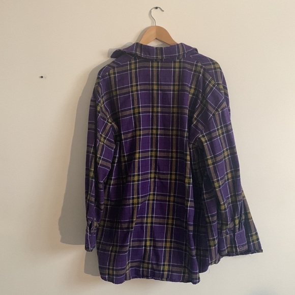M | Oversized PLT Flannel - Picture 2 of 4